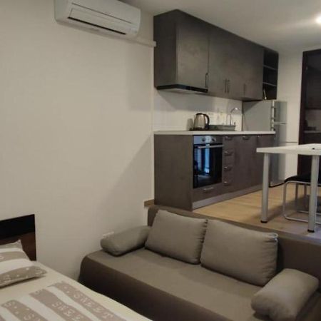 Studio Malinska, 30M From The Beach Exterior photo